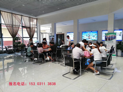 中考后一半初中生將考不上高中 學(xué)校新聞