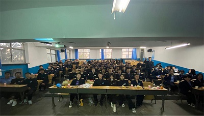 石家莊鐵路職業(yè)技工學(xué)校老生歡送會(huì) 學(xué)校新聞