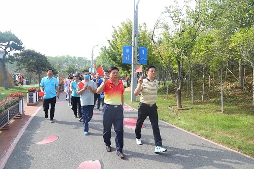 石家莊鐵路學(xué)校黨支部組織健步走活動 校園環(huán)境 第2張
