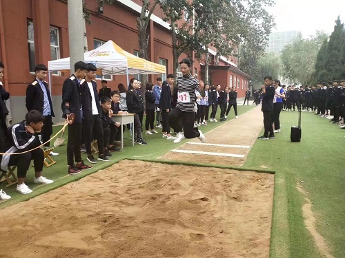 中考立定跳遠(yuǎn)滿(mǎn)分評(píng)定標(biāo)準(zhǔn) 行業(yè)新聞 中考立定跳遠(yuǎn)滿(mǎn)分評(píng)定標(biāo)準(zhǔn) 行業(yè)新聞